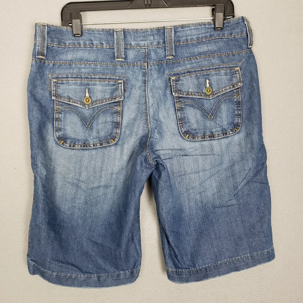 Levis Long Line Jean Shorts‎ Jorts Blue Denim Modest Flap Pockets Casual Size 12